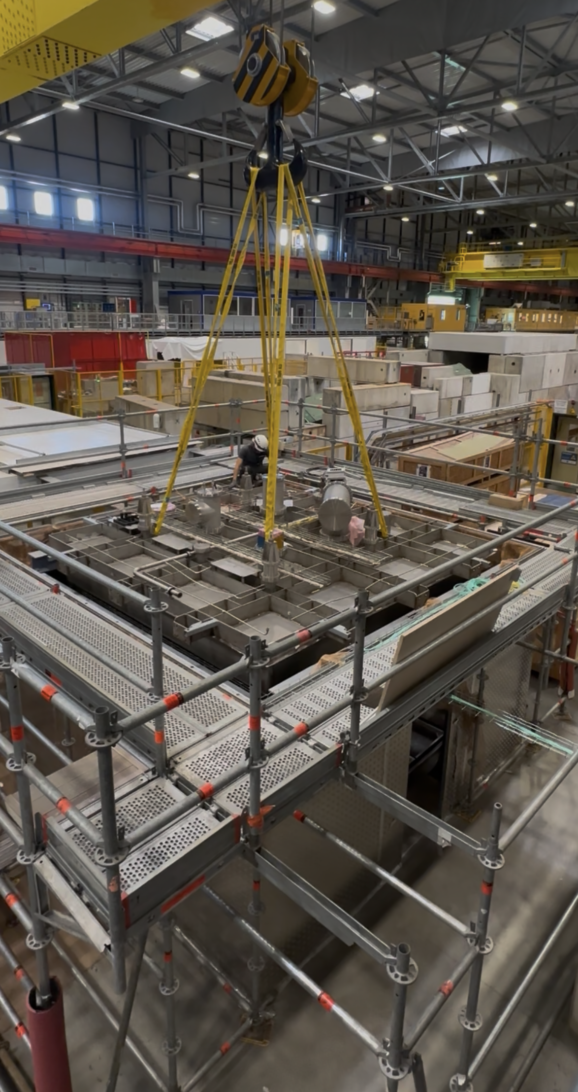 Detector research and development for liquid argon neutrino detectors